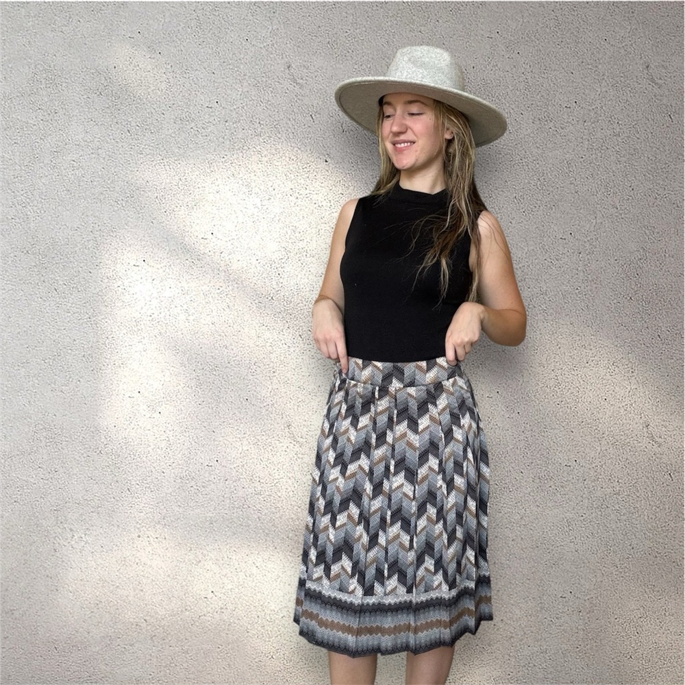 Talbots Pleated skirt